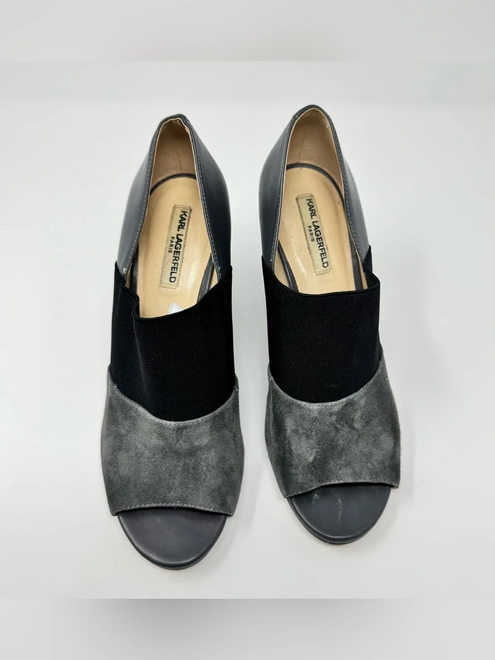 Karl Lagerfeld Darci Wedge Peep-Toe Ankle Booties in Gray & Black Size 7